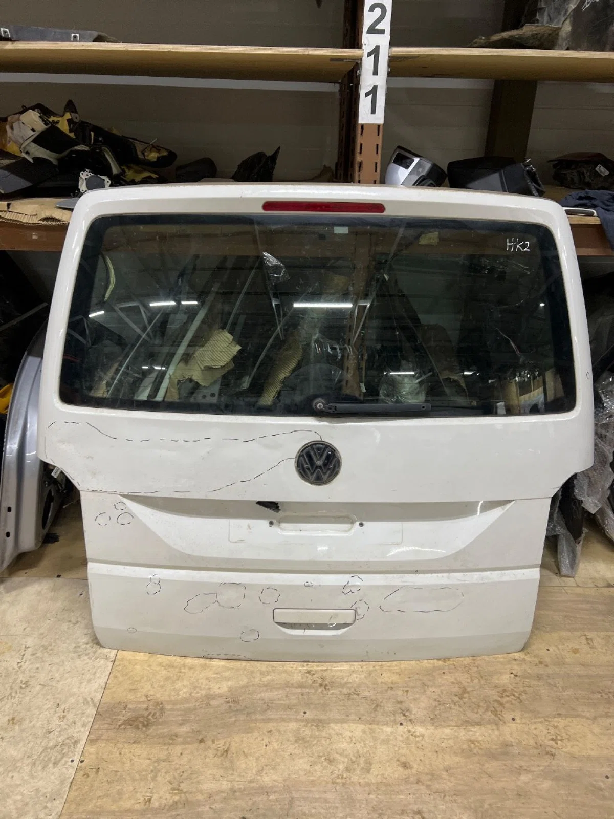 Крышка (дверь) багажника Volkswagen Transporter T6 (2015—2019), фото 1