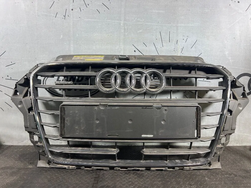 Решетка радиатора Audi A3 8V (2012—2016), фото 1