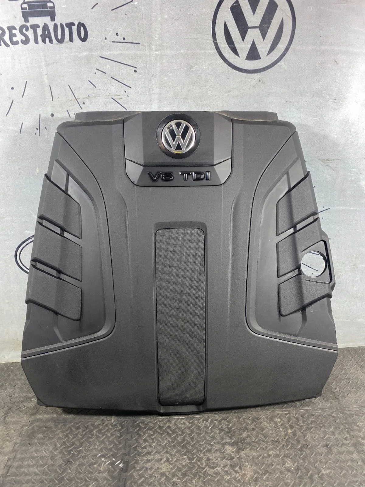 Накладка декоративная на двигатель Volkswagen Touareg III (2018—2023), фото 1