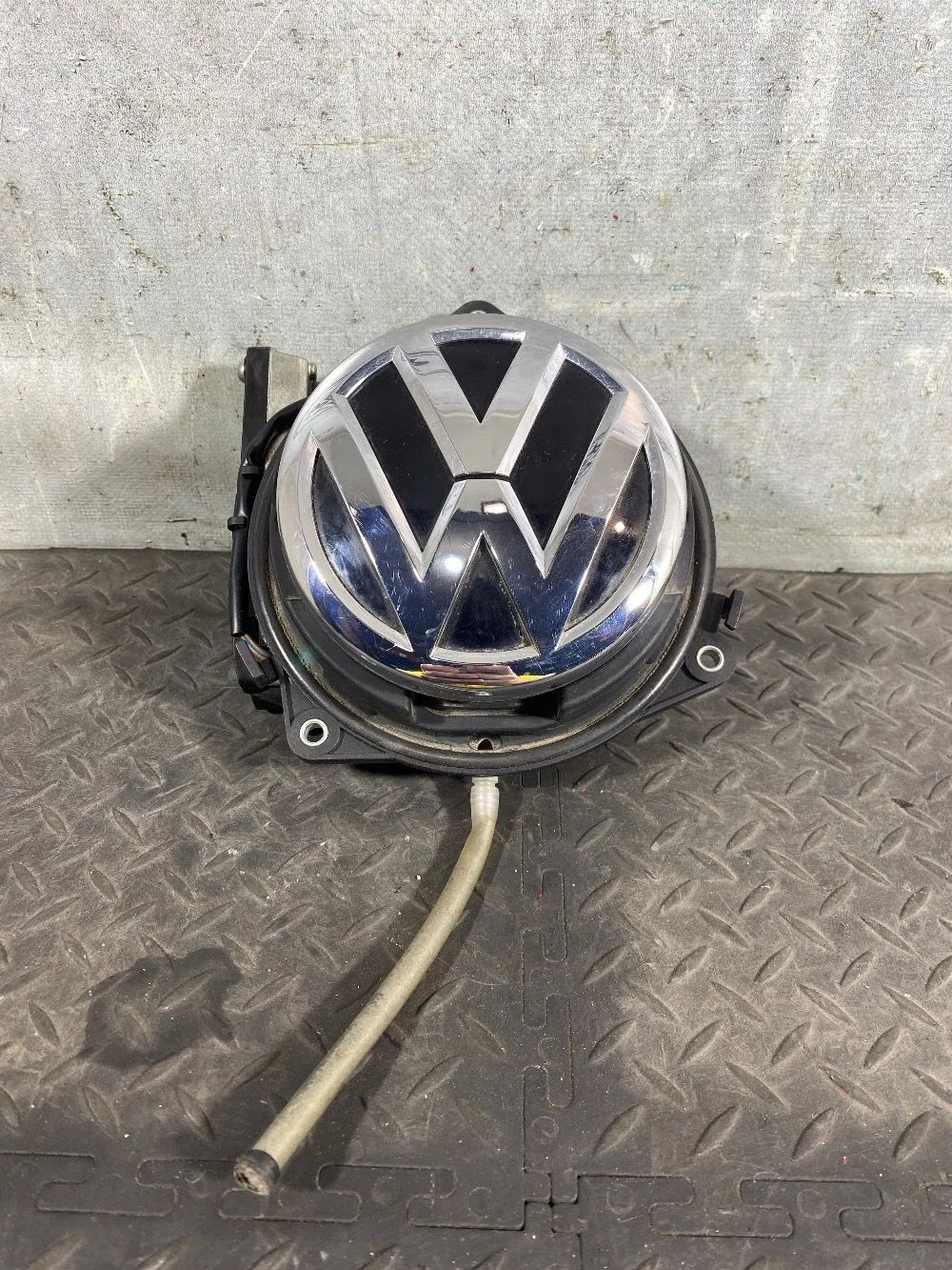 Камера заднего вида Volkswagen Passat B8 (2014—2020), фото 1