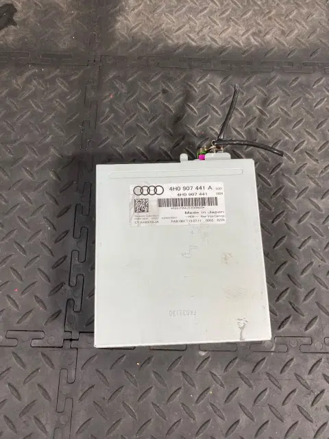Блок управления камерой заднего вида Audi A8 D4 (2010—2014)
