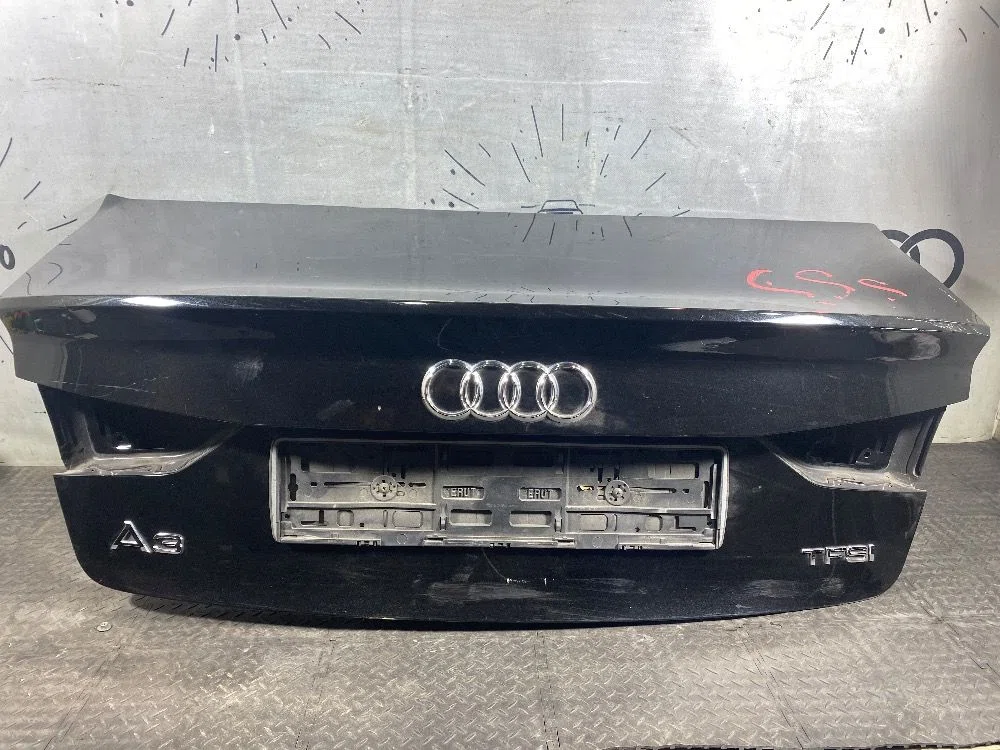 Крышка багажника Audi A3 8V (2012—2016), фото 1