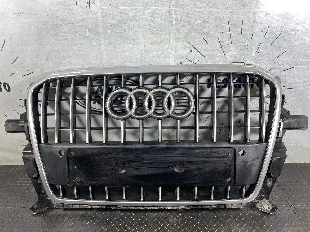 Решетка радиатора Audi Q5 I рестайлинг (2012—2017), фото 1