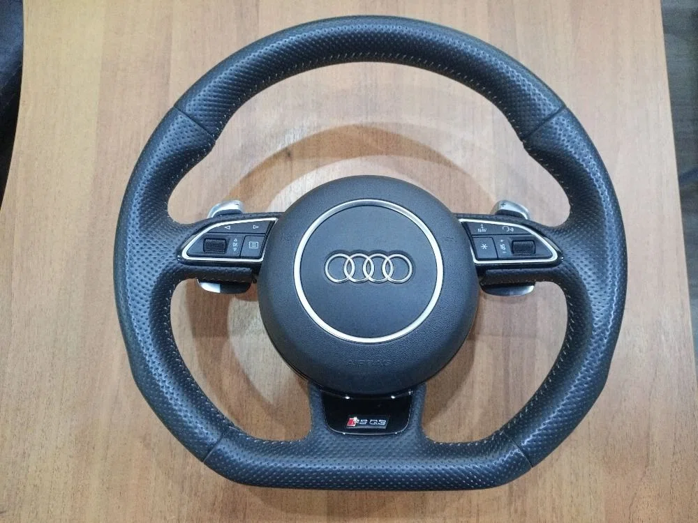 Руль (рулевое колесо) Audi RS Q3 8U рестайлинг (2015—2018), фото 1