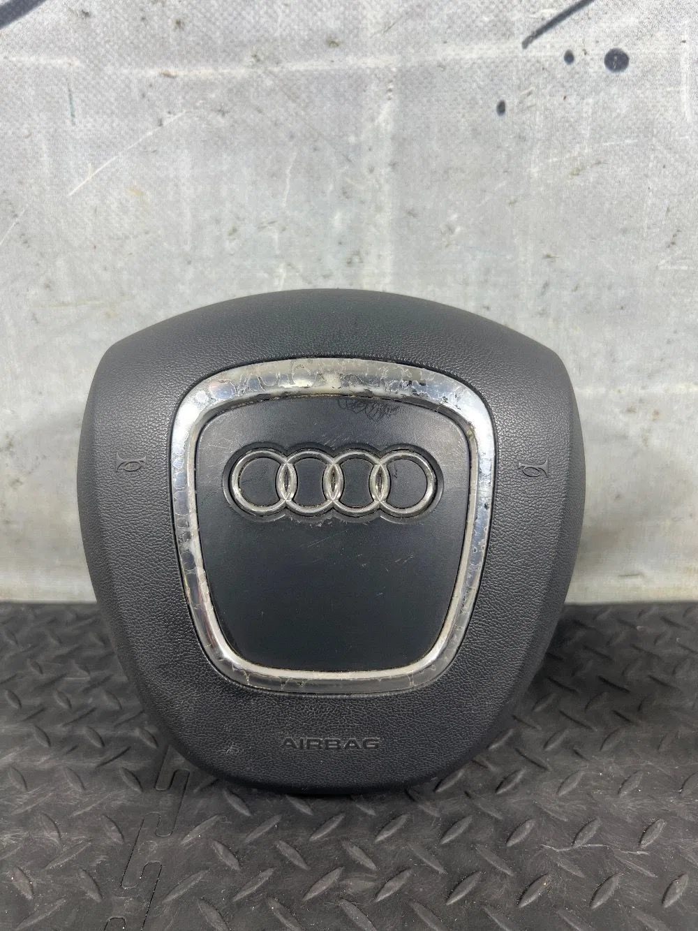 Подушка безопасности в рулевое колесо Audi Q7 4L (2005—2009), фото 1