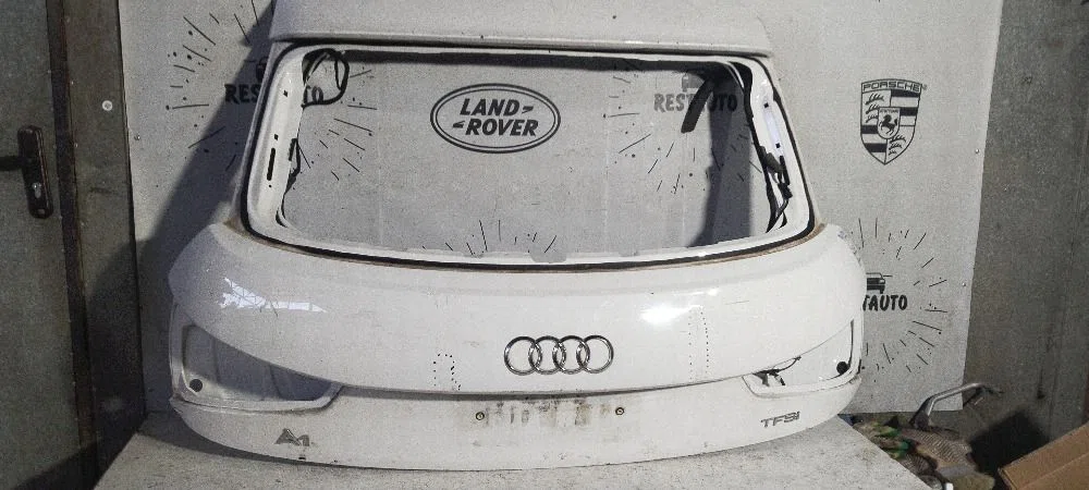 Крышка (дверь) багажника Audi A1 8X (2010—2015), фото 1