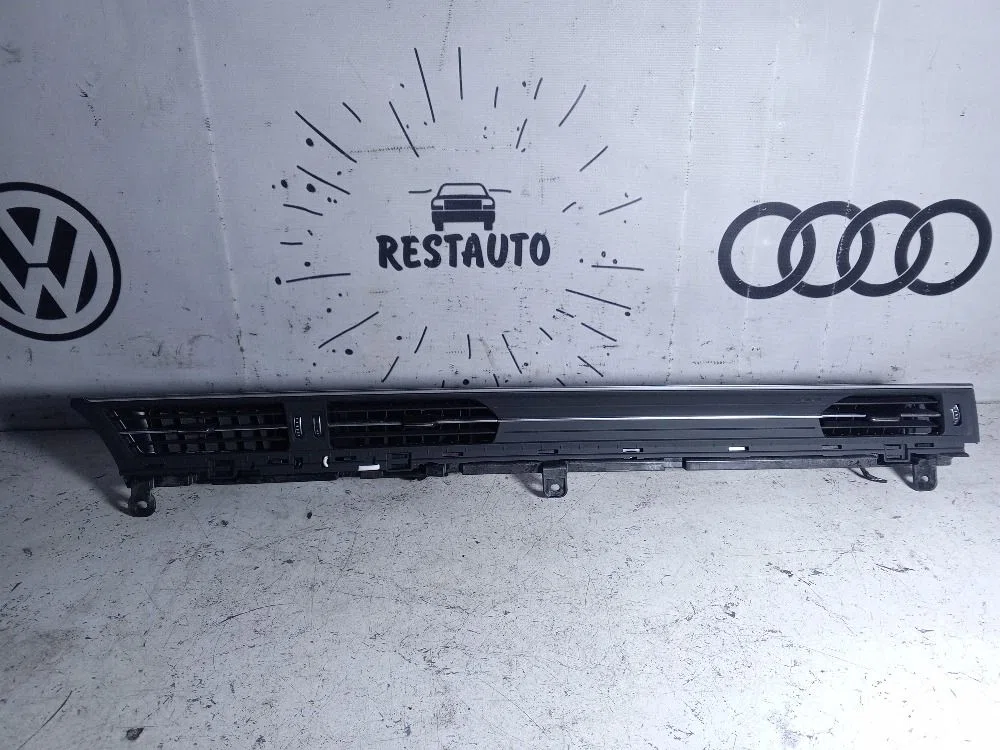 Дефлектор воздуховода Audi A6 C8 (2018—2026), фото 1