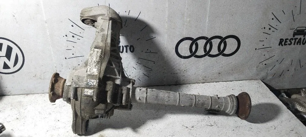 Редуктор переднего моста Audi Q7 4L рестайлинг (2009—2015), фото 1