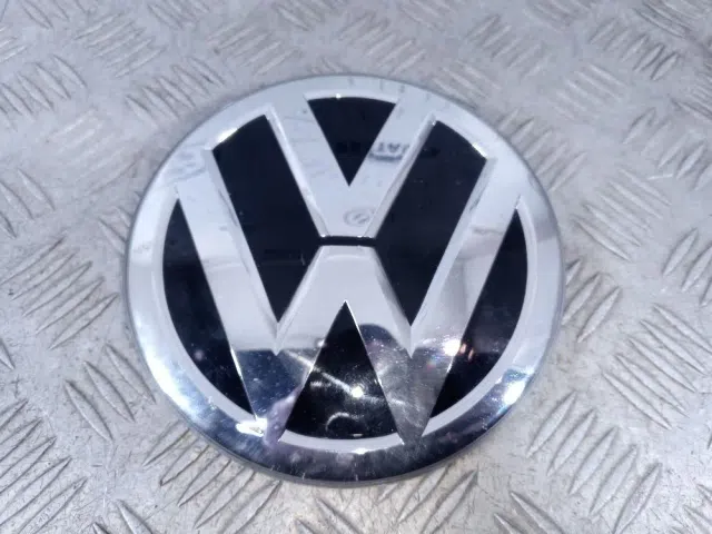 Эмблема Volkswagen Tiguan II (2016—2020)