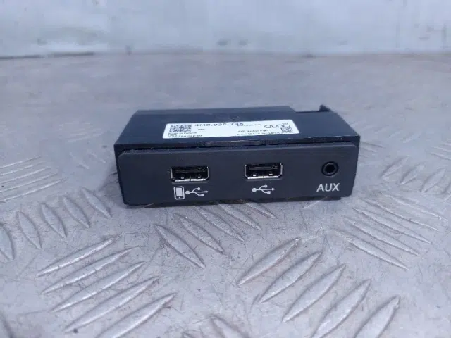USB-накопитель Audi Q7 4M (2015—2020)
