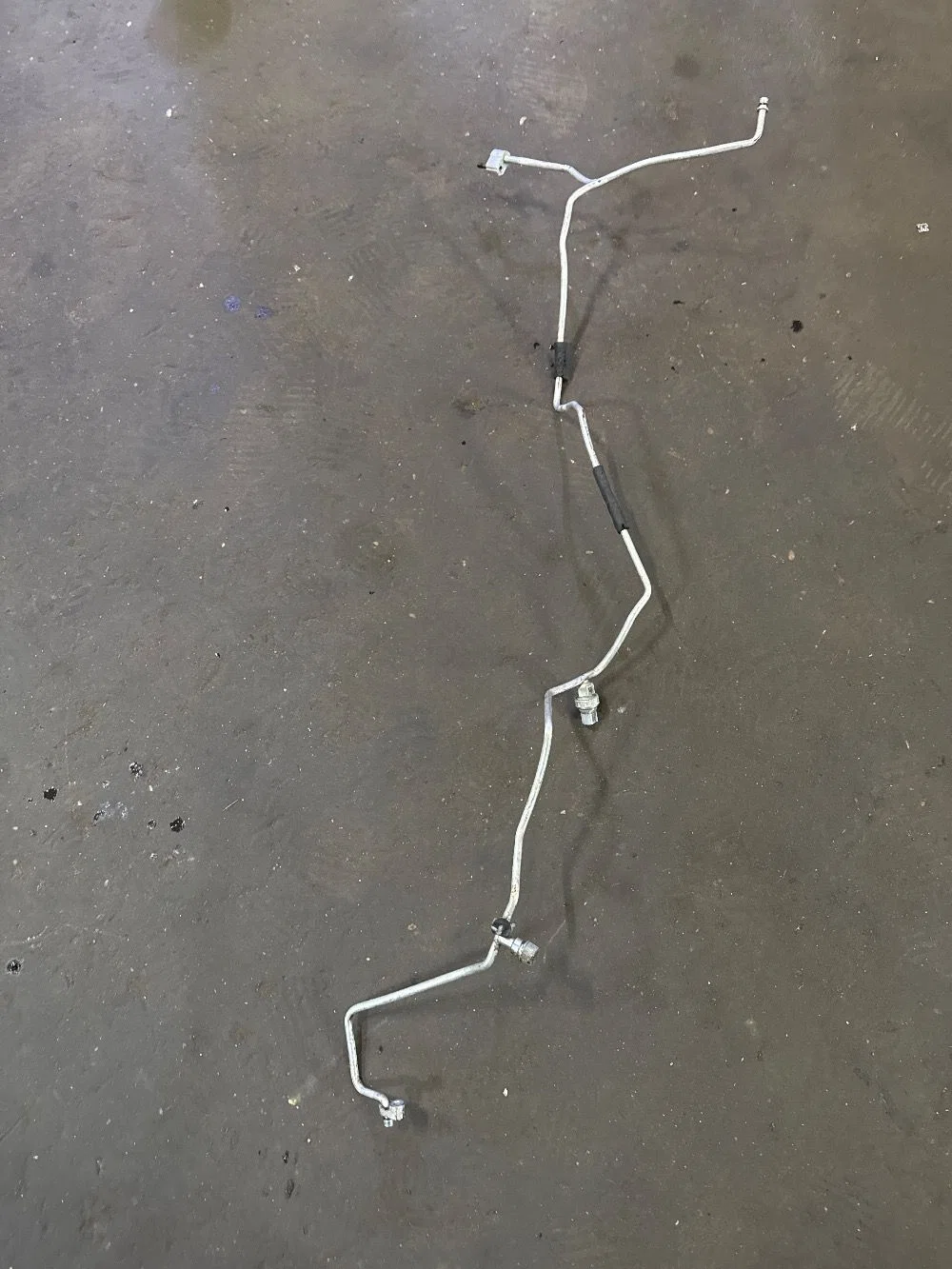 Трубка топливная Mitsubishi Pajero Sport III (2015—2021), фото 1