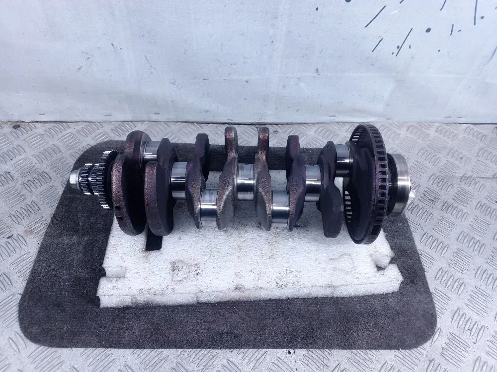 Коленвал Audi A4 B9 (2015—2020), фото 1