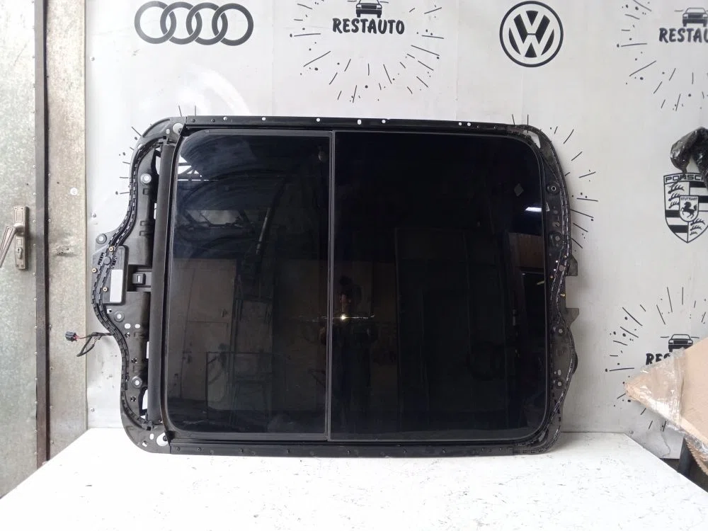 Люк в сборе электрический Audi Q3 I (2011—2014), фото 1