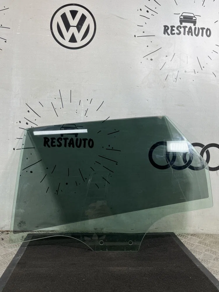 Стекло двери задней левой Audi A4 B9 (2015—2020), фото 1