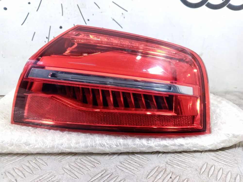 Фонарь задний наружный правый Audi A8 D4 рестайлинг (2013—2017), фото 1