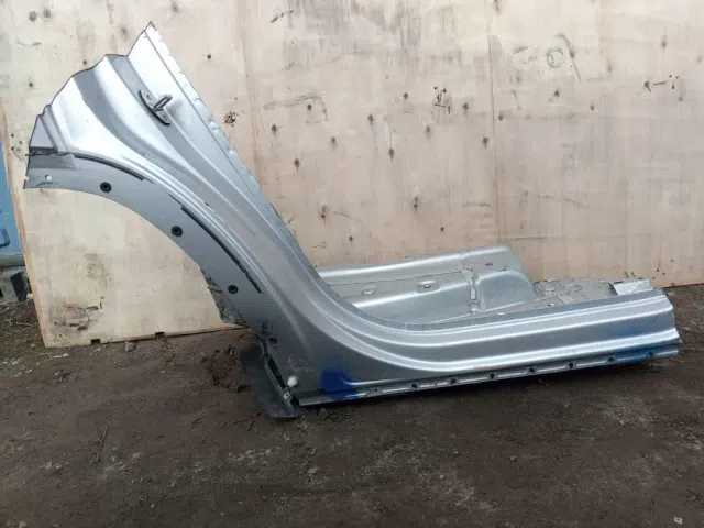 Порог правый Volkswagen Teramont I (2017—2021)