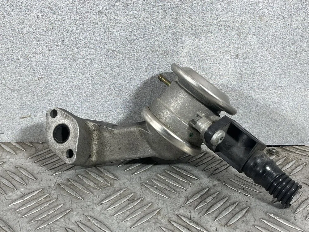 Клапан EGR Audi A4 B8 (2007—2012), фото 1