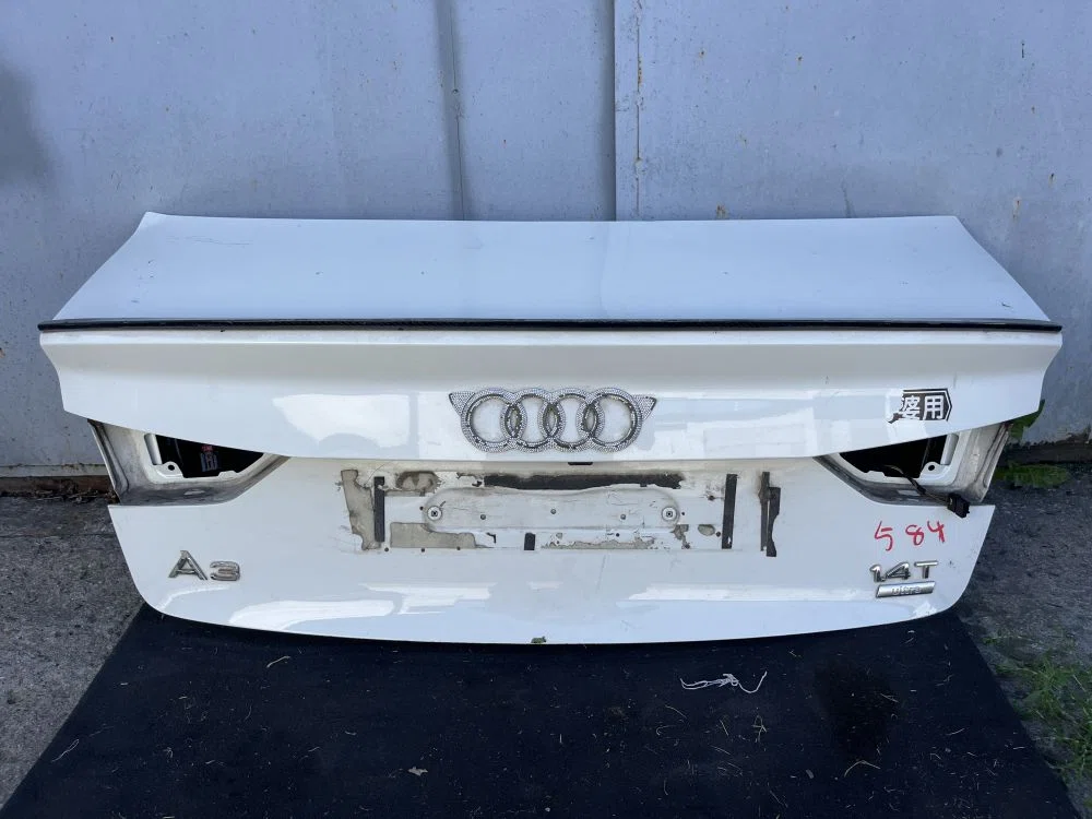 Крышка багажника Audi A3 8V (2012—2016), фото 1