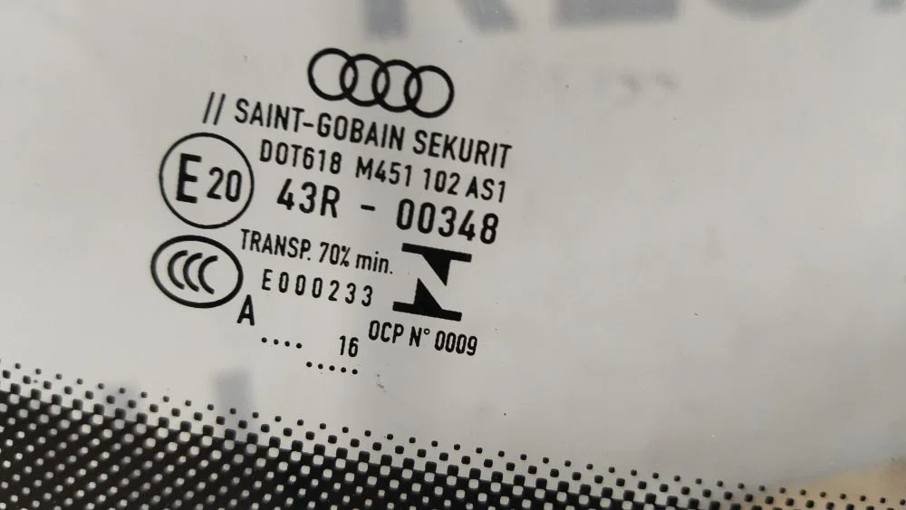 Стекло лобовое (ветровое) Audi A4 B9 (2015—2020), фото 1