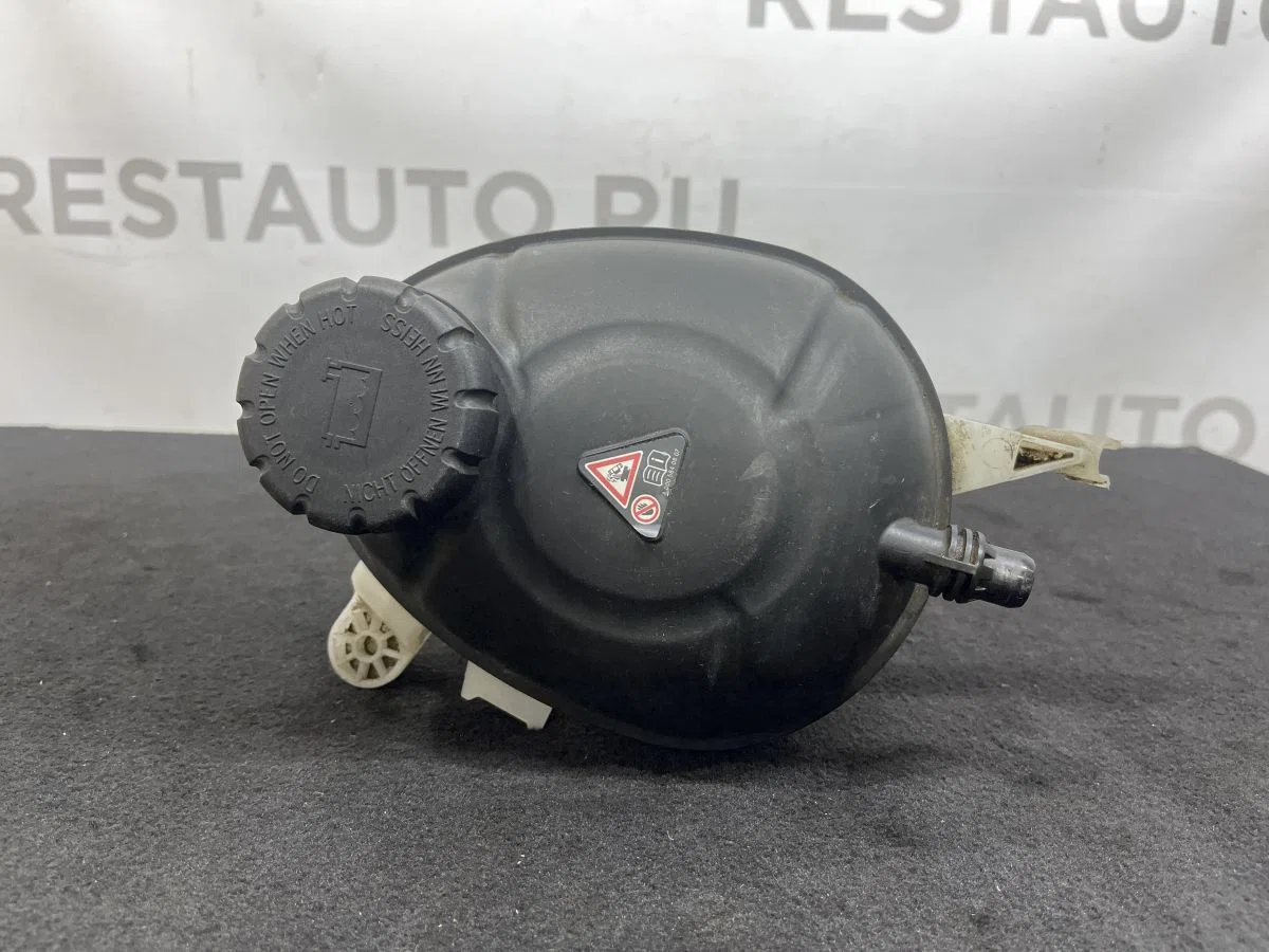 Бачок расширительный Mercedes-Benz E-класс W213/S213/C238/A238 (2016—2021), фото 1