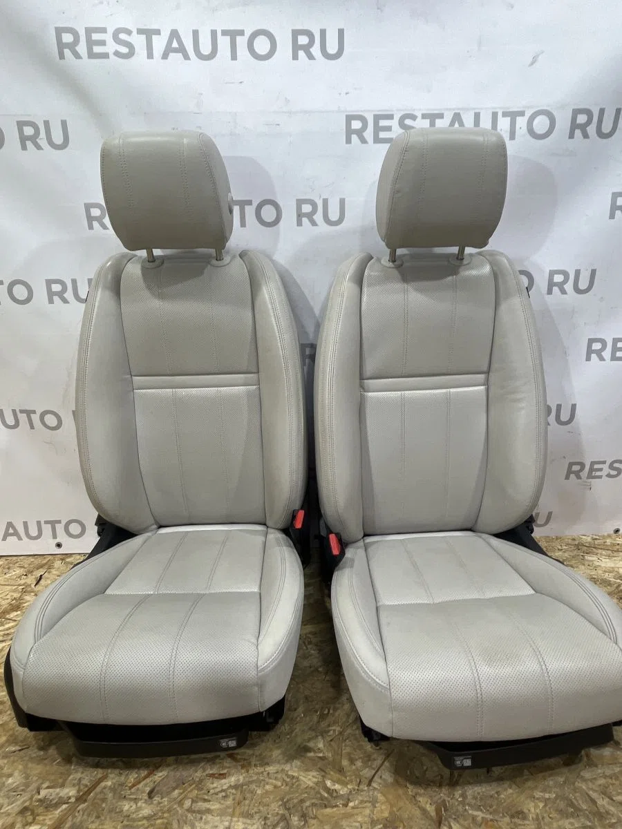 Салон в сборе Land Rover Range Rover Velar I (2017—2025), фото 1