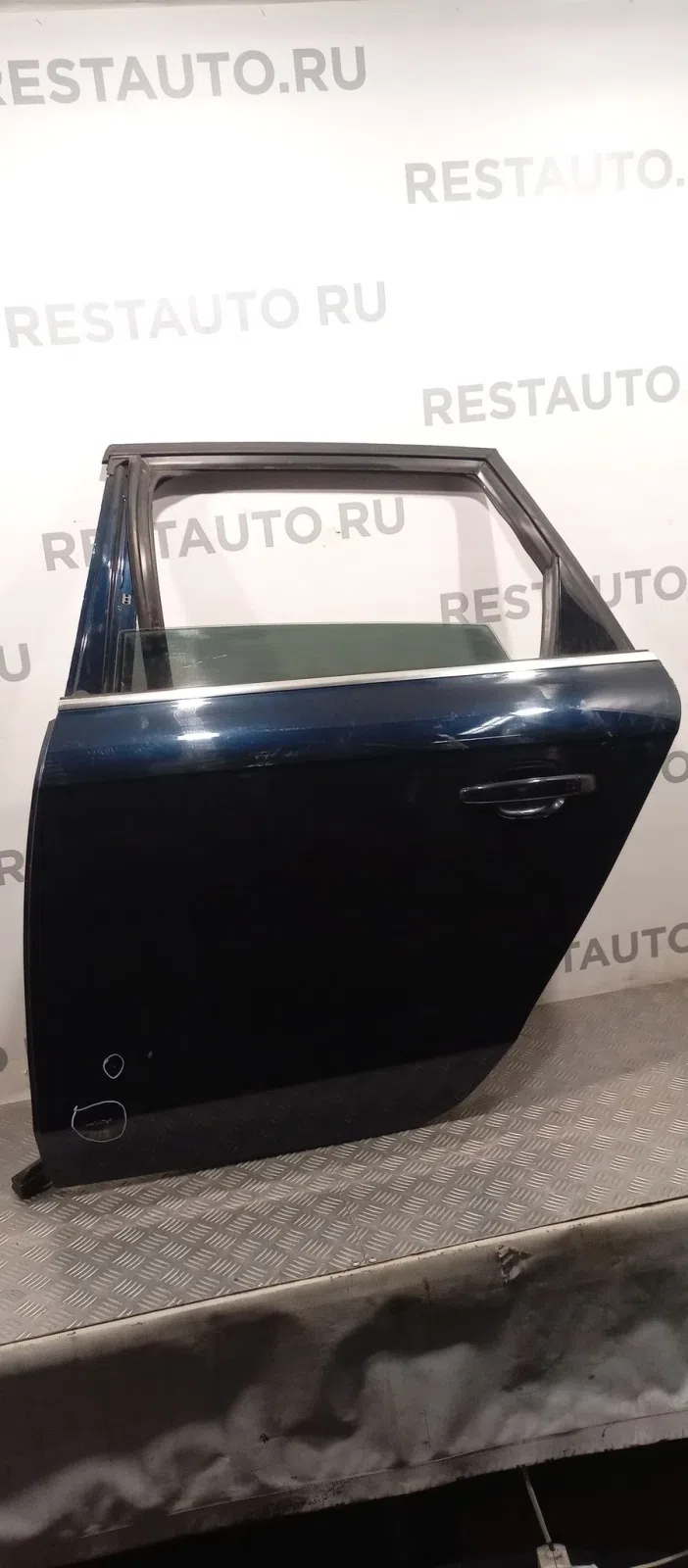 Дверь задняя левая Audi A4 B8 рестайлинг (2011—2015), фото 1