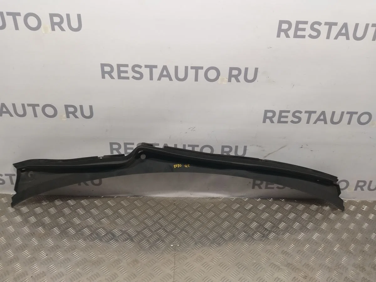 Решетка стеклооч. (планка под лобовое стекло) Audi Q5 I (2008—2012), фото 1