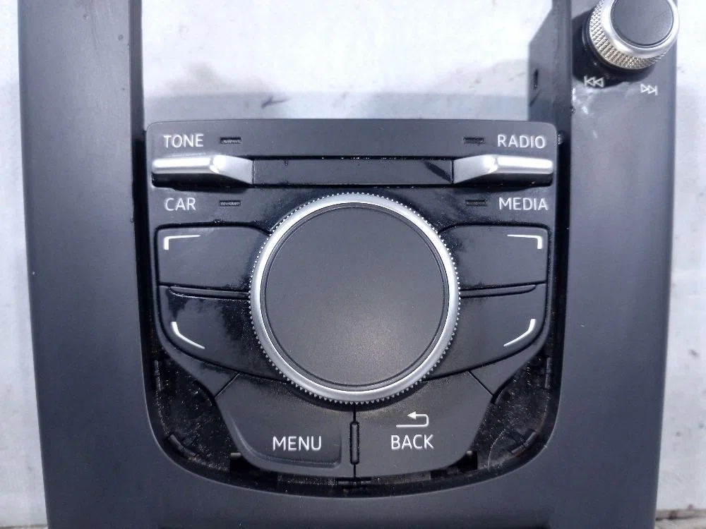 Блок кнопок Audi A3 8V (2012—2016), фото 1