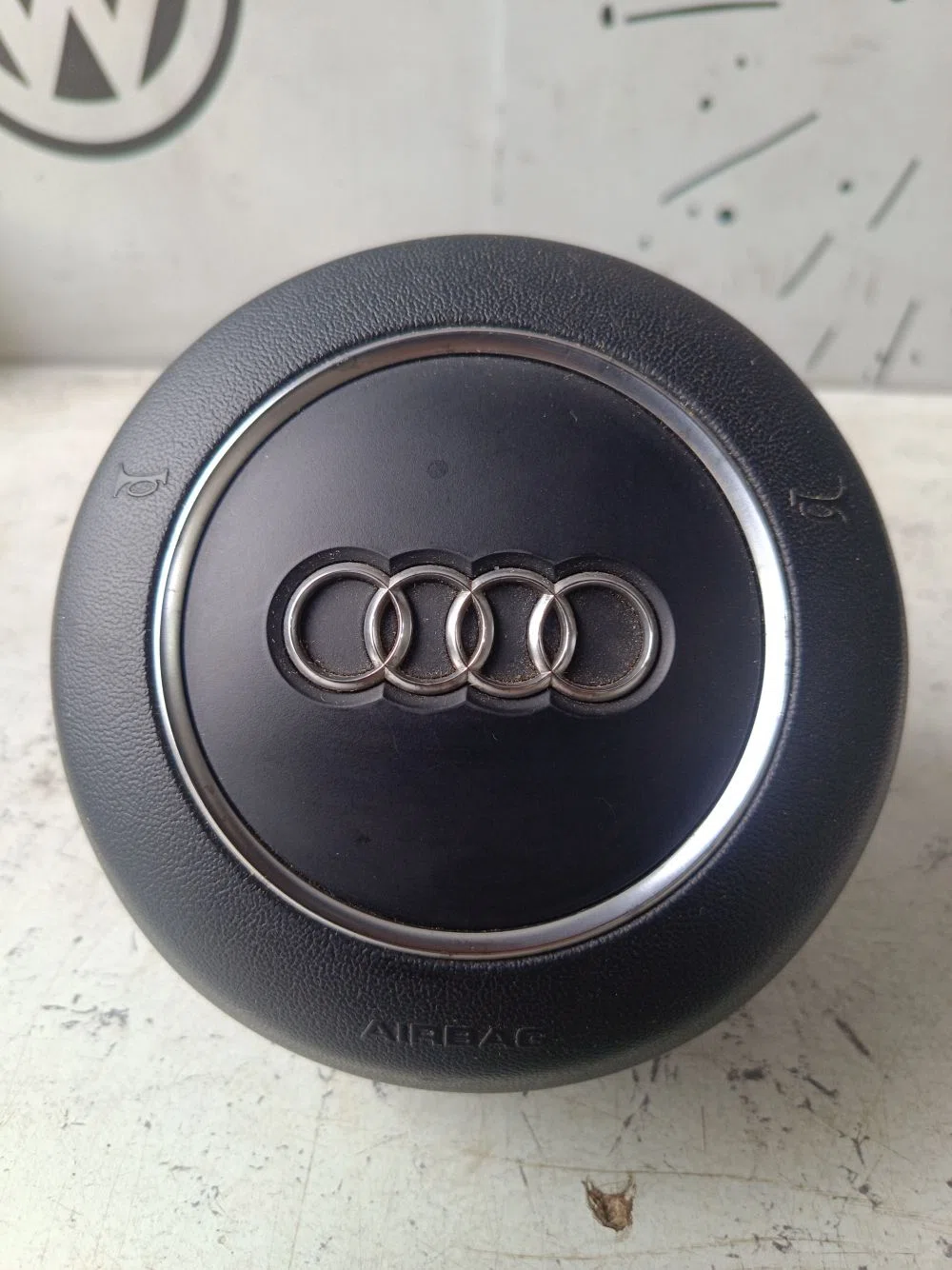 Подушка безопасности в рулевое колесо Audi Q7 4L рестайлинг (2009—2015), фото 1