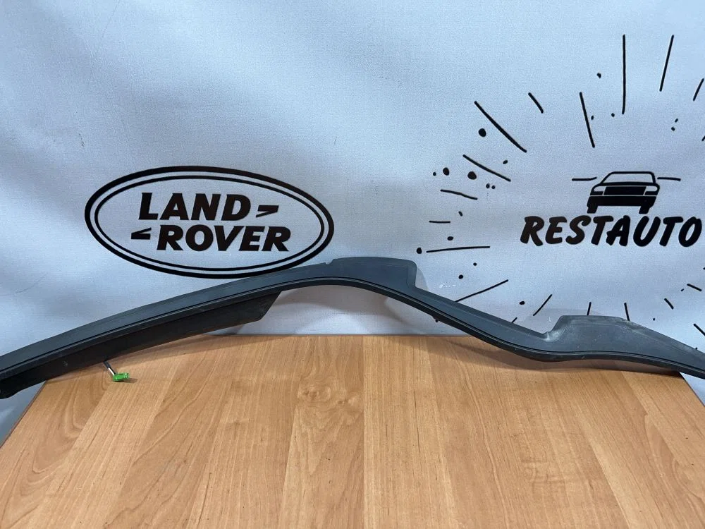 Накладка крышки багажника Land Rover Discovery Sport I (2014—2019), фото 1