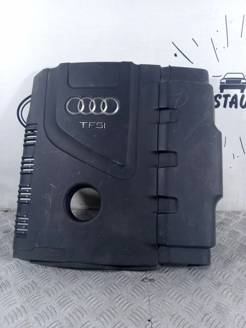 Накладка декоративная на двигатель Audi A4 B8 (2007—2012), фото 1