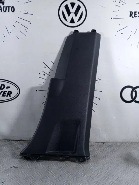Накладка стойки Volkswagen Teramont I (2017—2021)