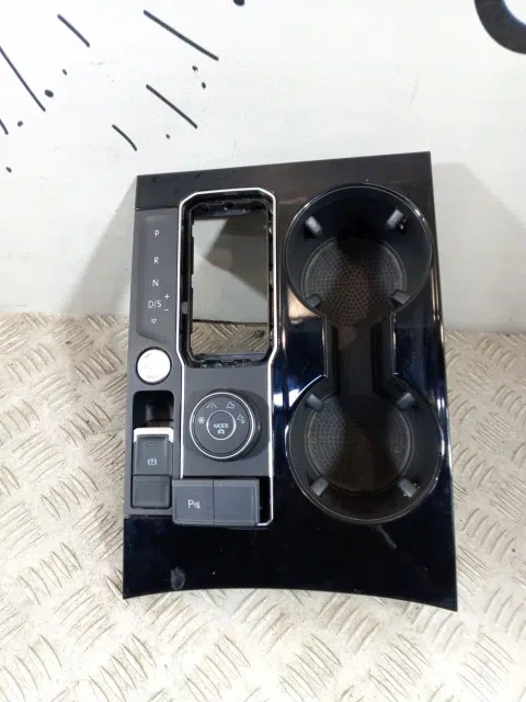 Консоль КПП Volkswagen Teramont I (2017—2021)