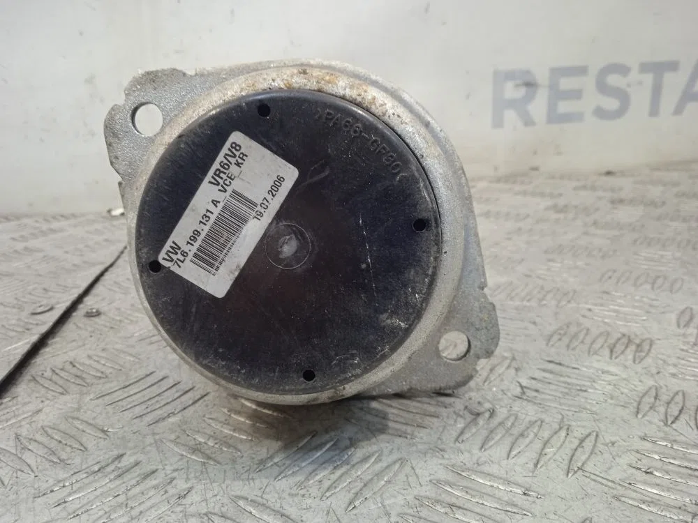 Подушка двигателя Volkswagen Touareg I (2002—2006), фото 1