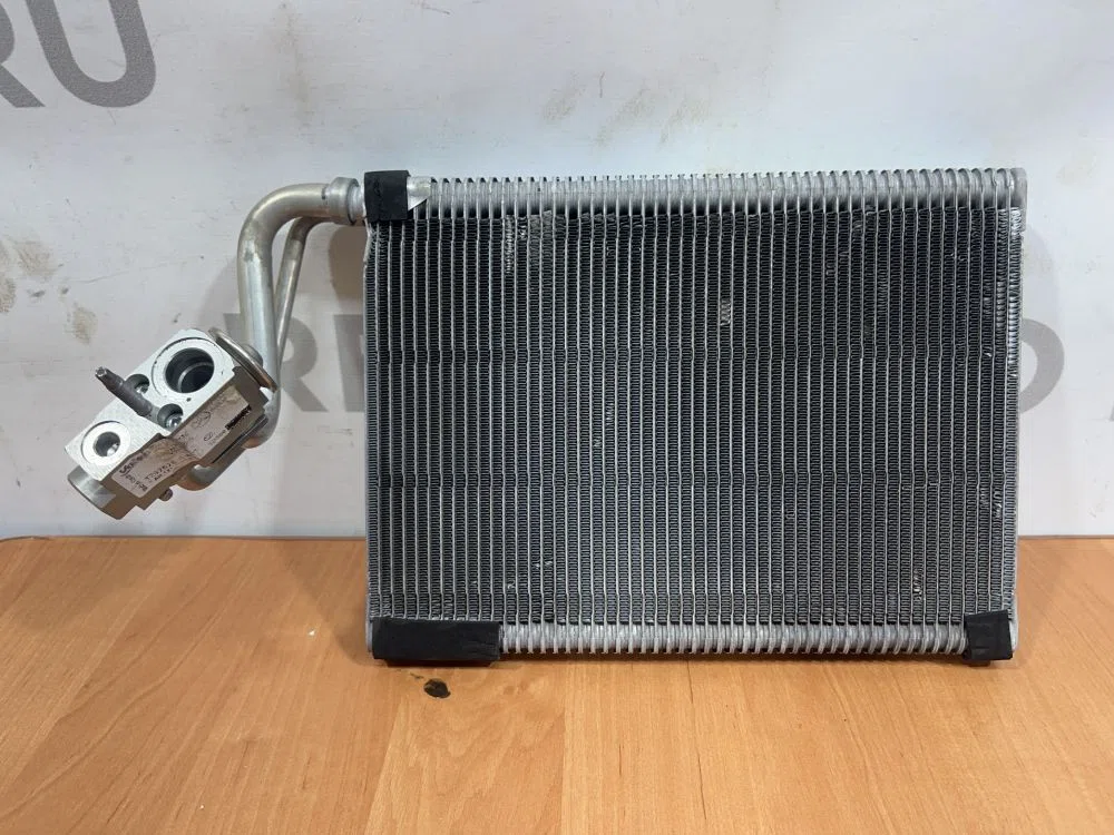 Радиатор печки Mercedes-Benz E-класс W213/S213/C238/A238 (2016—2021), фото 1