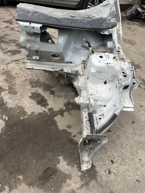 Четверть передняя левая Land Rover Discovery Sport I (2014—2019)