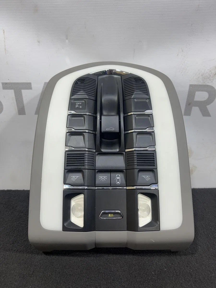Плафон салонный Porsche Panamera 4 970 (2009—2013), фото 1