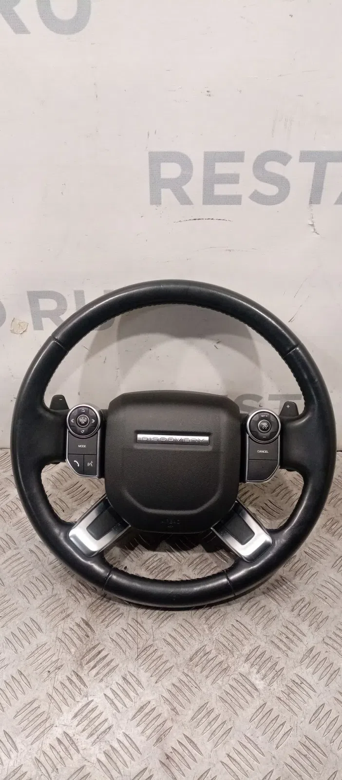 Руль (рулевое колесо) Land Rover Discovery V (2017—2021), фото 1