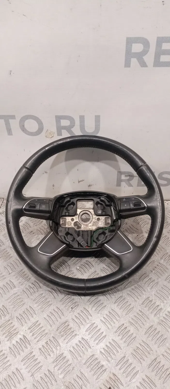 Руль (рулевое колесо) Audi Q3 I (2011—2014), фото 1