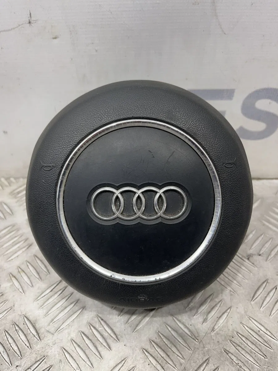 Подушка безопасности в рулевое колесо Audi A4 B8 рестайлинг (2011—2015), фото 1