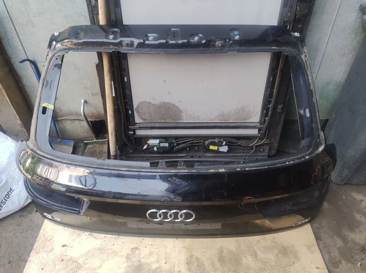 Крышка (дверь) багажника Audi Q7 4M (2015—2020), фото 1