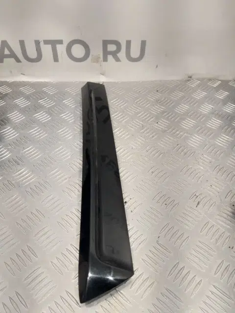 Молдинг задней двери LR Audi Q7 4M (2015—2020)