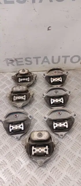 Подушка АКПП Audi A4 B8 (2007—2012)