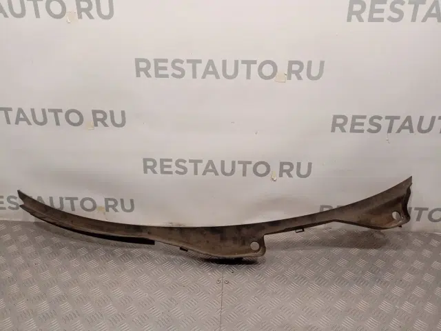 Решетка стеклооч. (планка под лобовое стекло) Audi A4 B8 (2007—2012)