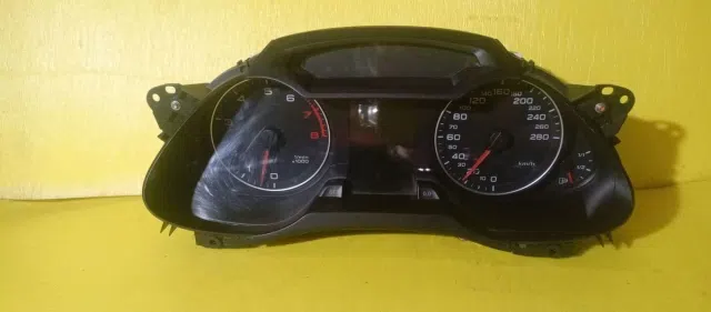 Панель приборов Audi A4 B8 (2007—2012)