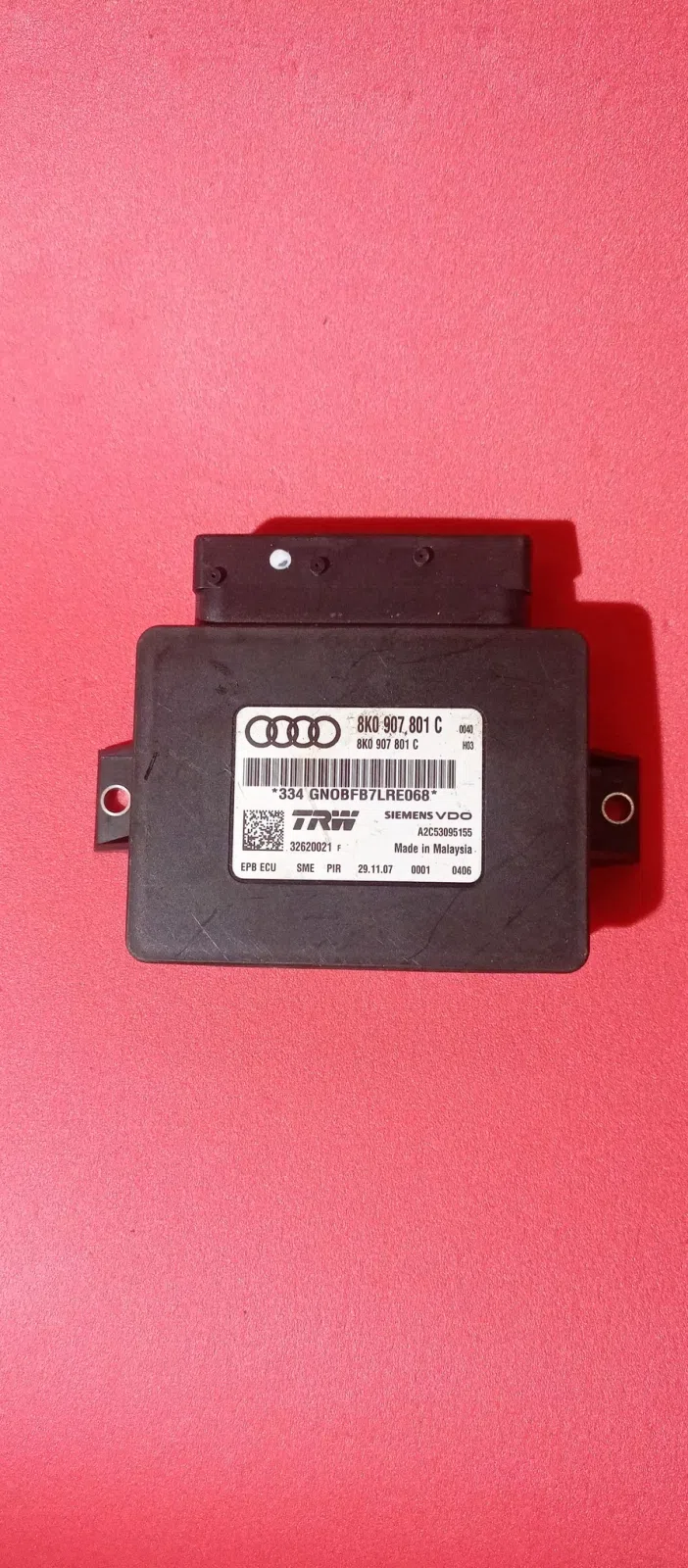 Блок управления парковочным тормозом Audi A4 B8 (2007—2012), фото 1