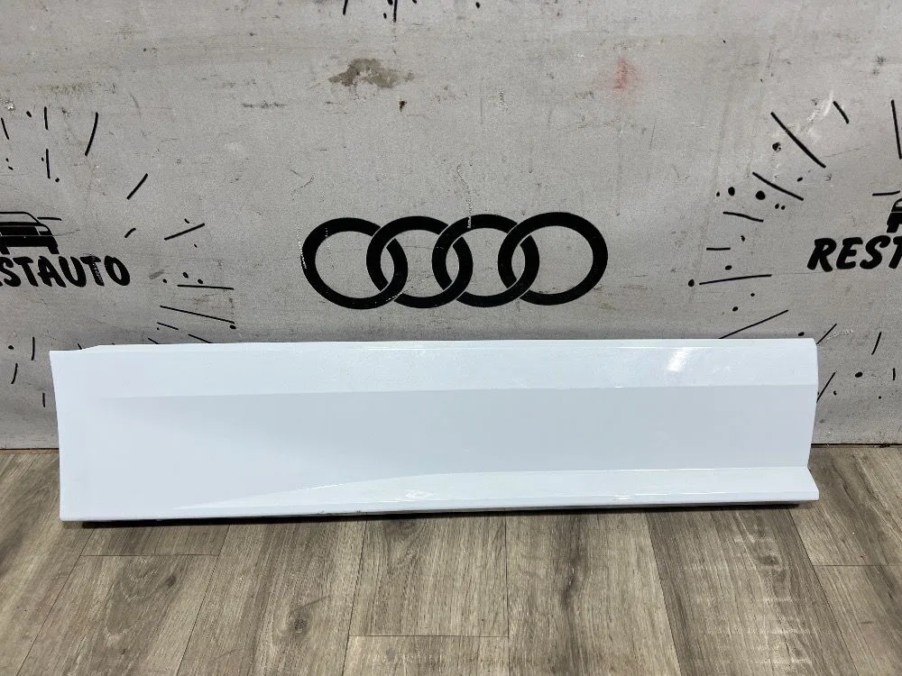 Молдинг задней правой двери Audi Q8 I (2018—2023), фото 1