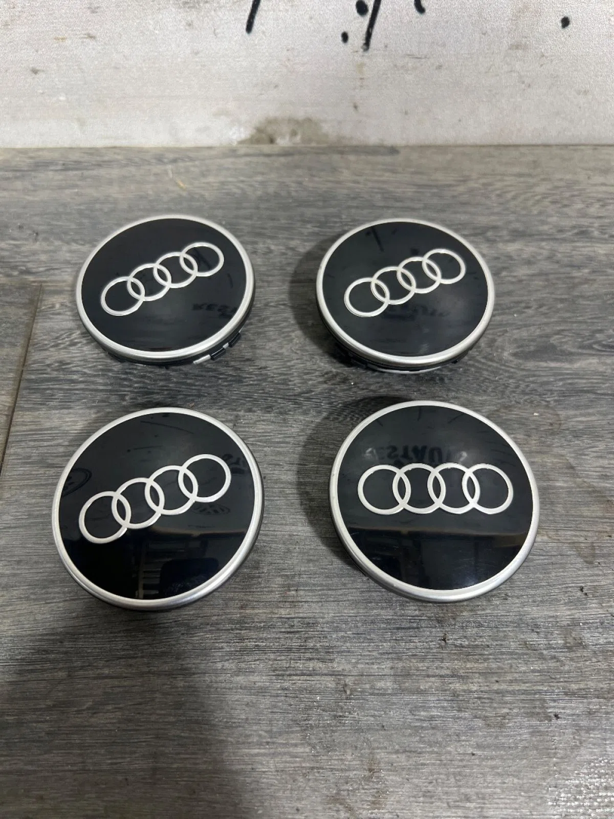 Парящие колпачки ступиц Audi A6 C8 (2018—2026), фото 1