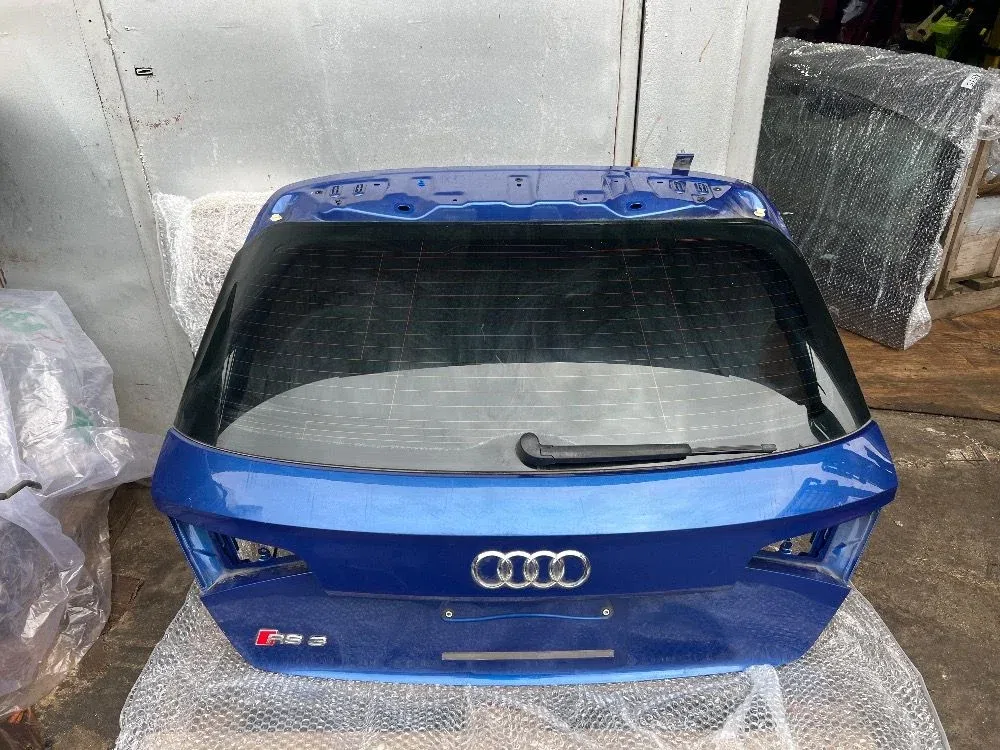 Крышка (дверь) багажника Audi RS3 8V (2012—2016), фото 1