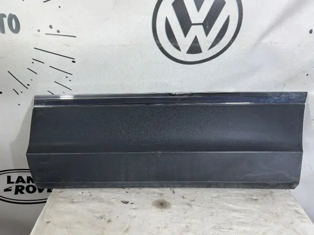 Молдинг задней левой двери Volkswagen Tiguan II (2016—2020)